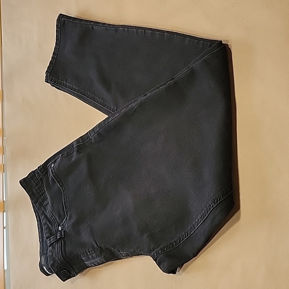 Jordache, Size 18 Black Skinny Jeans, Excellent Used Condition